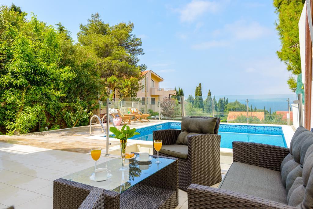 Tandem With Swimming Pool Huoneisto Cavtat